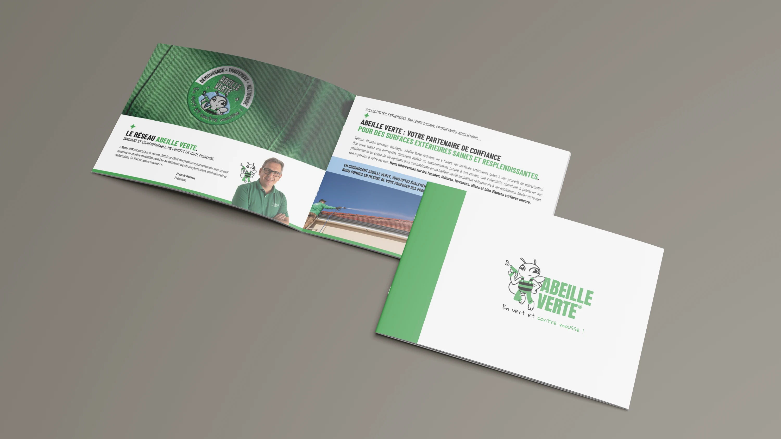 Mockup - Plaquette commercial